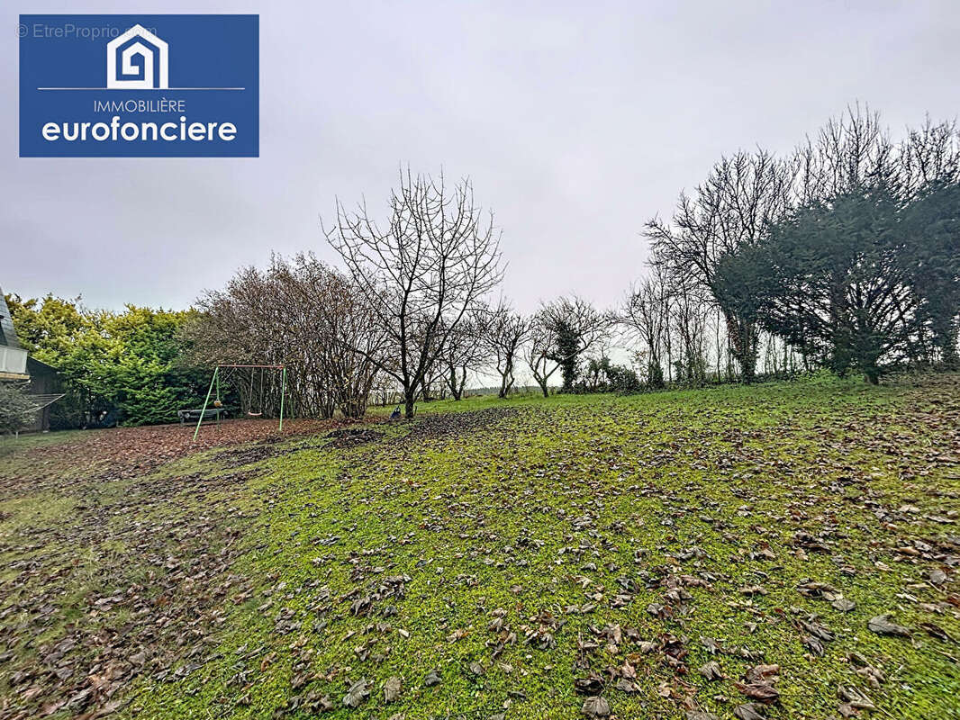 Maison à SAINT-HILAIRE-SOUS-ROMILLY