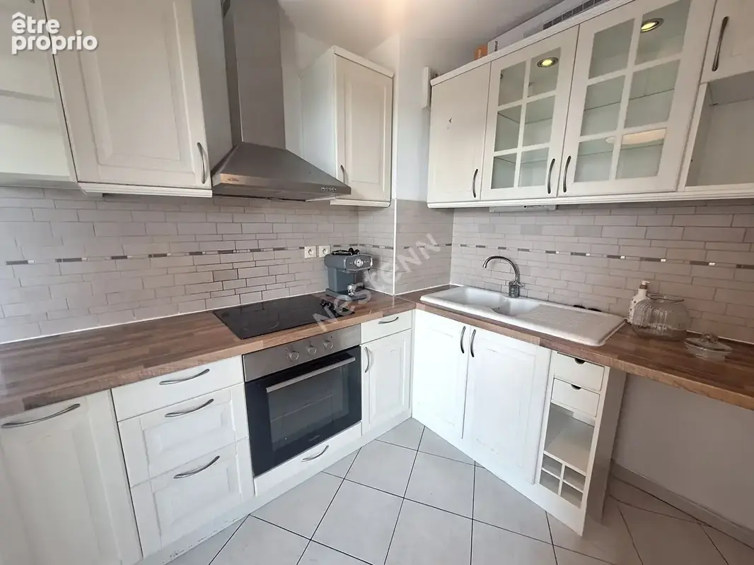 Appartement Hyères T2- 39.45m² - Balcon - Stationnement - photo 4