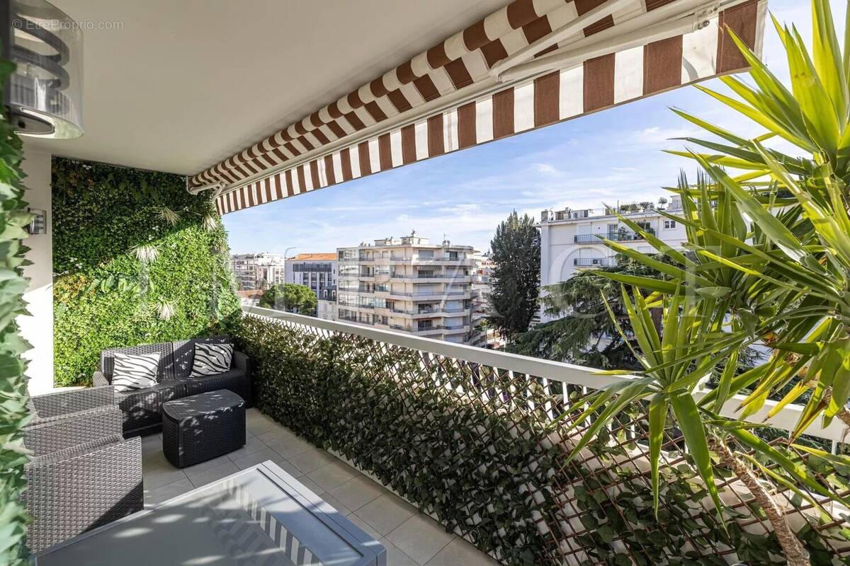 Appartement à CANNES