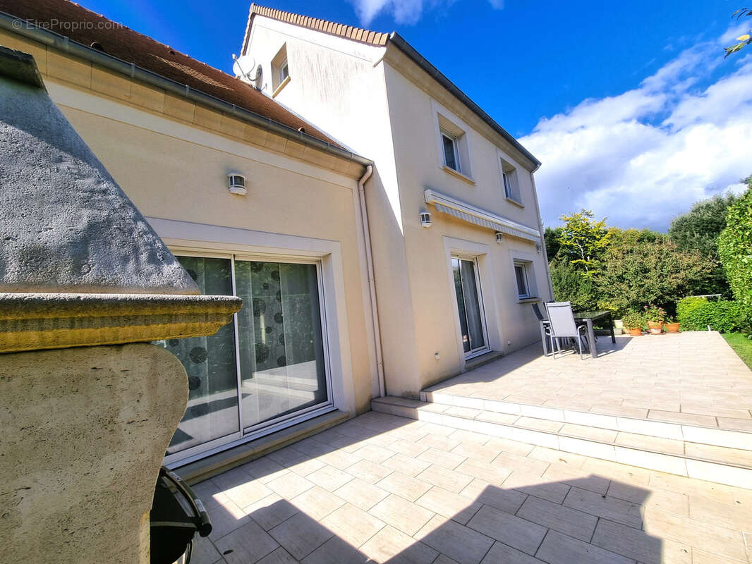 Maison à SAINT-MARTIN-DE-NIGELLES