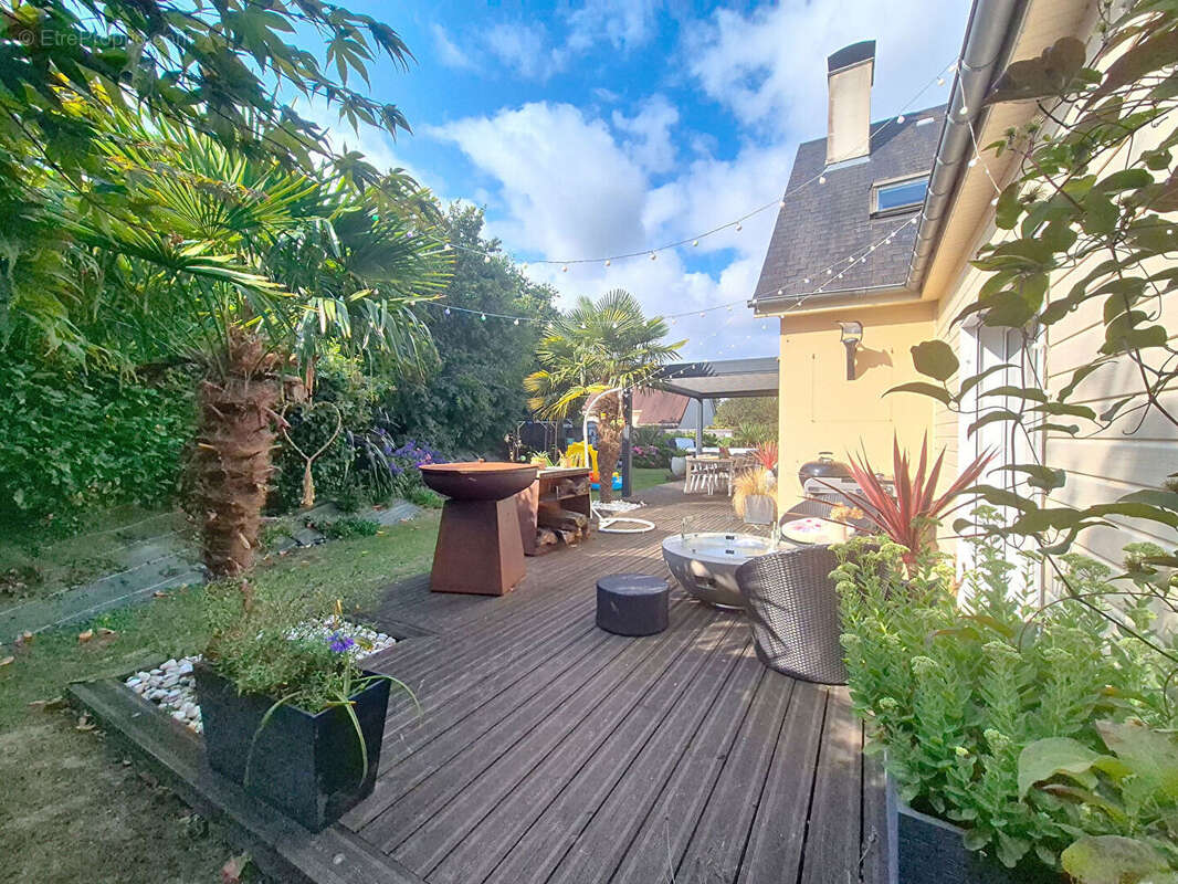 Maison à TROUVILLE-SUR-MER