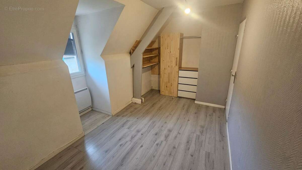 Appartement à HOUDAN