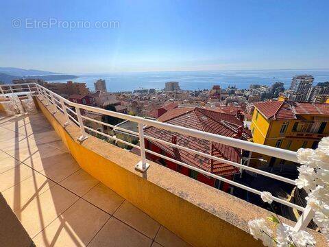 Appartement à BEAUSOLEIL