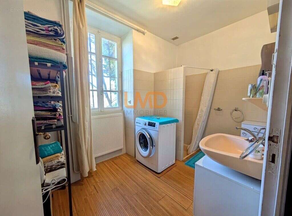 Maison à SAINT-ALBAN-AURIOLLES