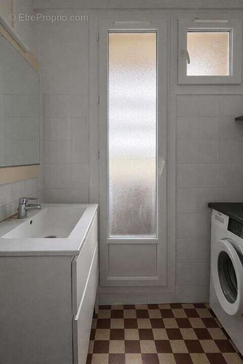 Appartement 48 m² à Marseille-10e  - photo 33