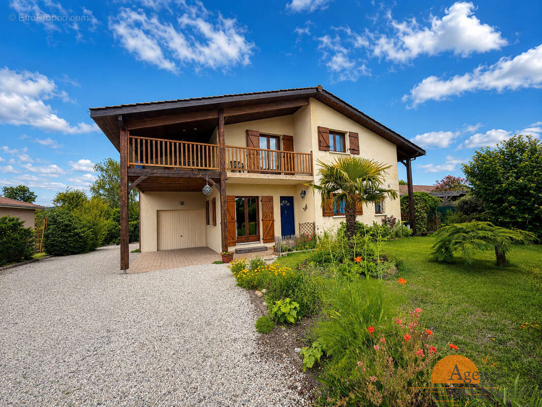 Maison à ARES