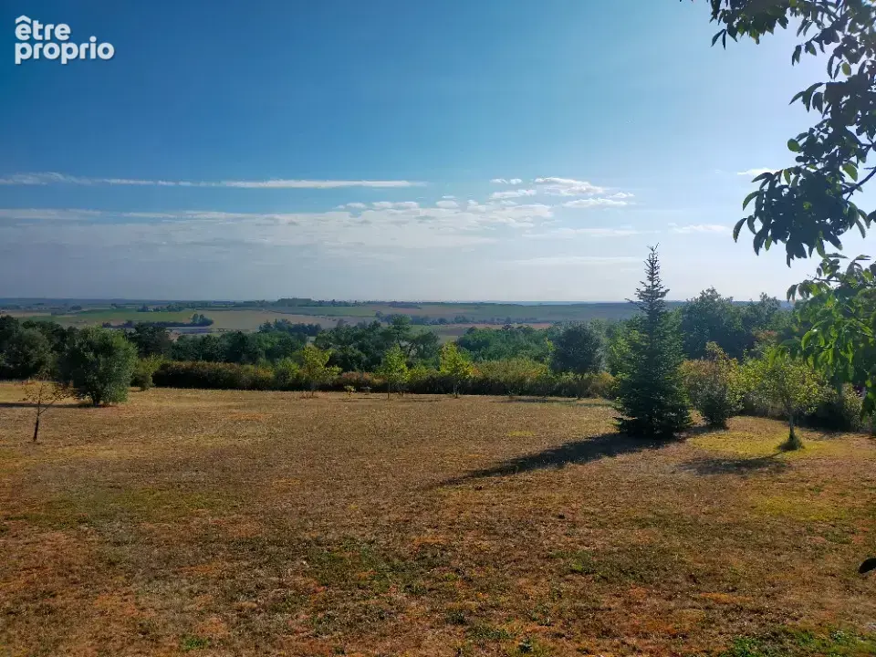 Terrain à SAINT-MAIGRIN