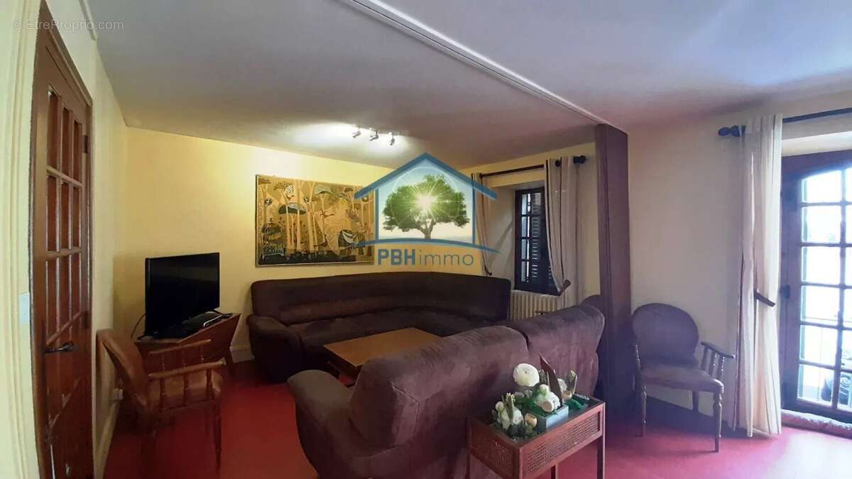 Grande maison de caractère au cœur du sancy – gîte ou maison familiale - photo 3