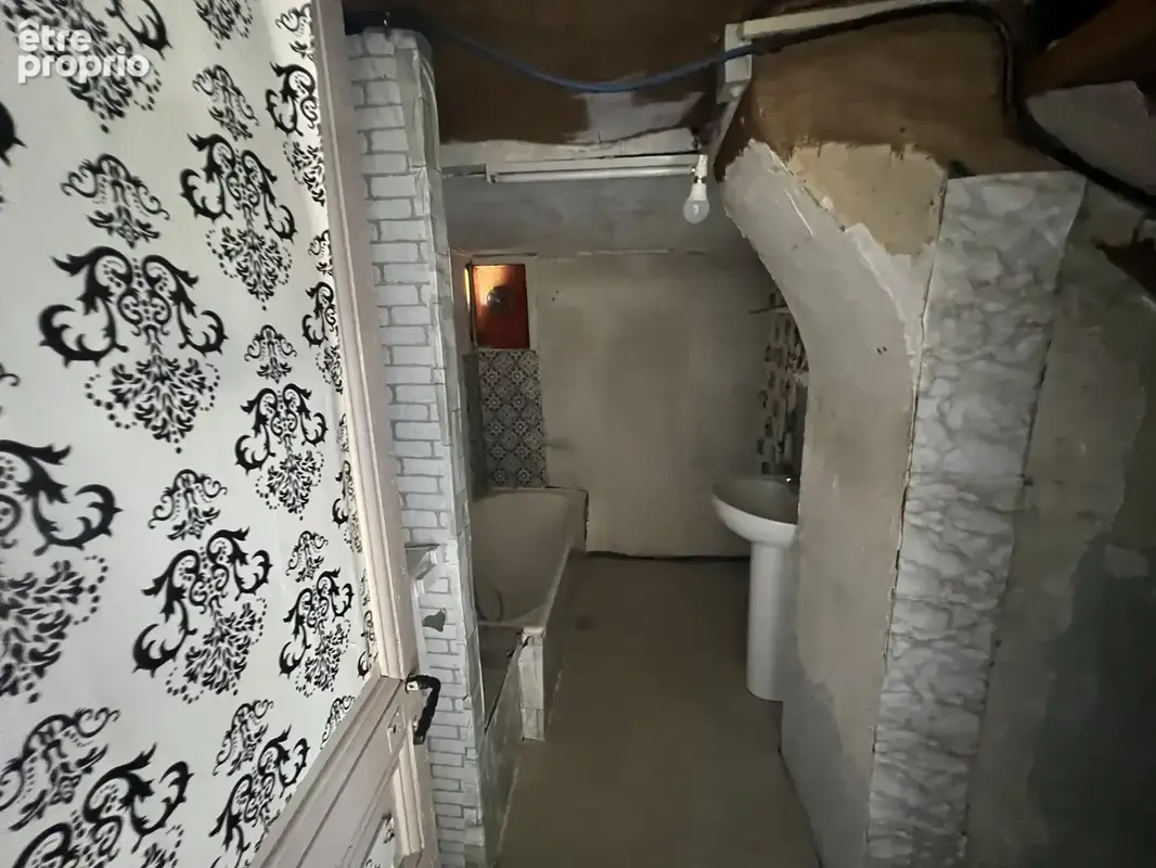 Corps de ferme à rénover intégralement sur 8 586 m2 de terrain - photo 11