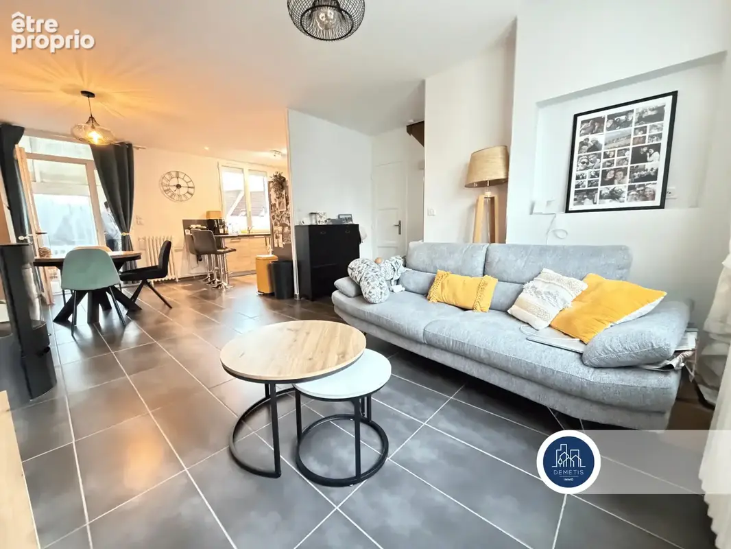 COUP DE CŒUR   Maison rénovée avec jardin & garage - Riffaudières - photo 3