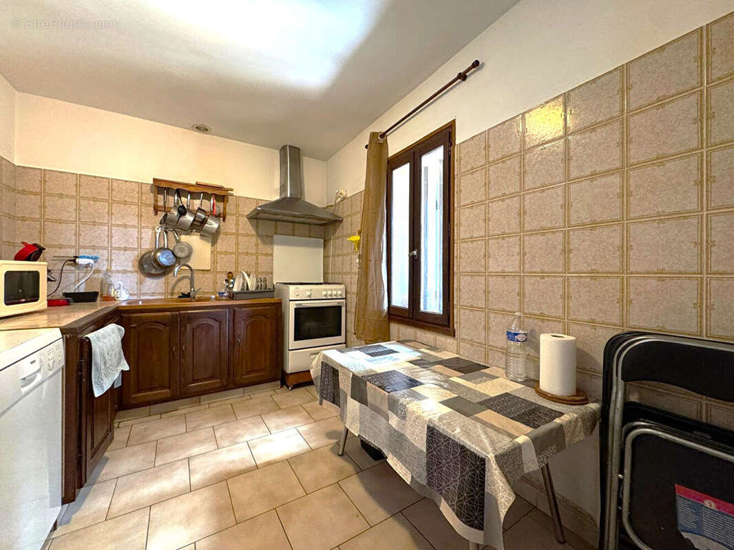 Maison à BAGNOLS-SUR-CEZE