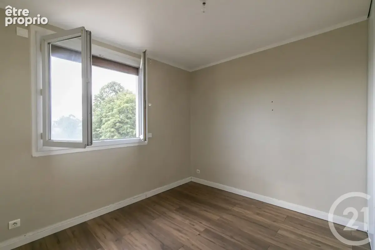 Appartement 4 pièces 62 m² à vendre à Champigny-Sur-Marne (94500) - photo 9