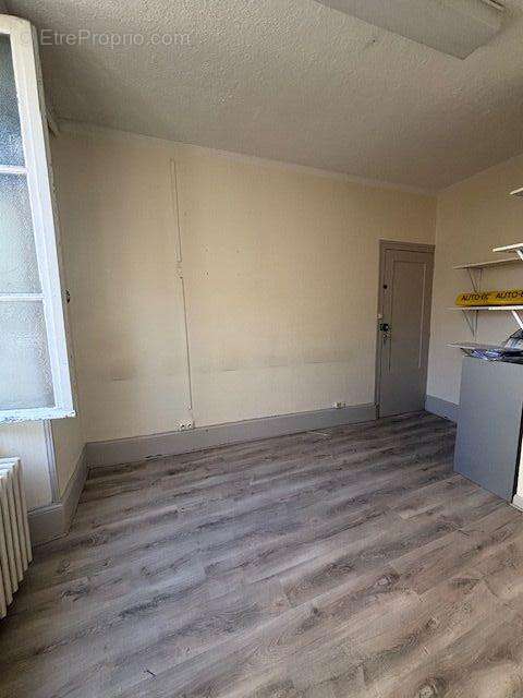 Commerce à CHAUMONT