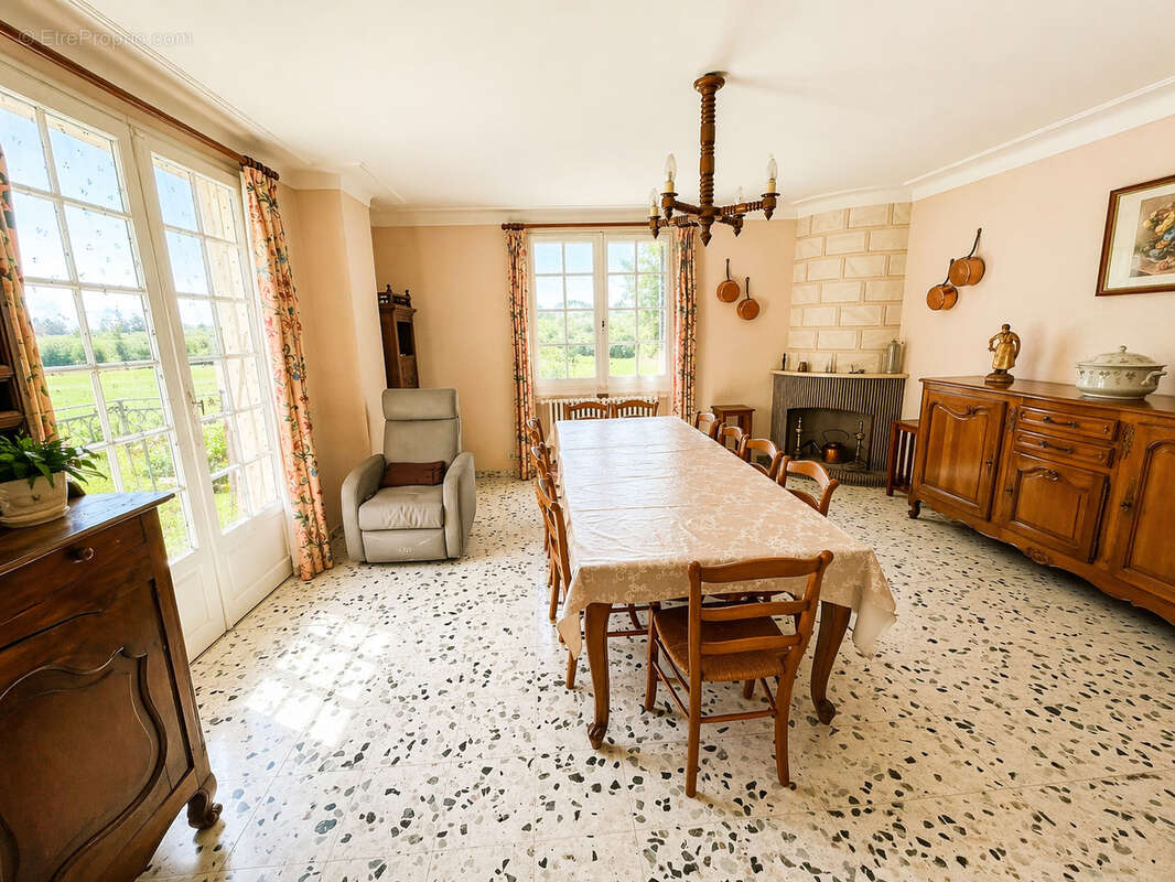 Maison à MASQUIERES