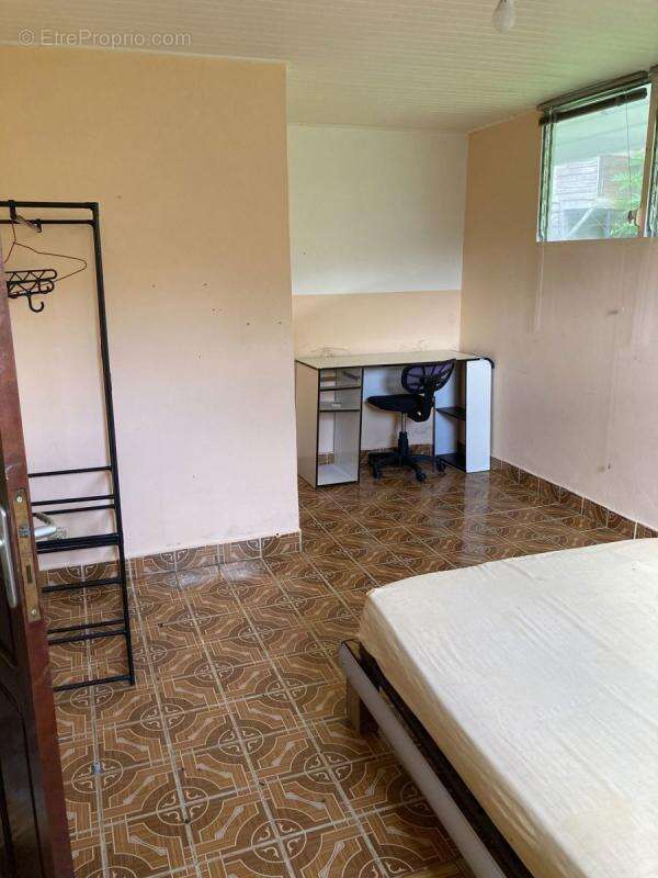 À vendre : Maison spacieuse de 187 m² à Morne Vert (97226) - Idéal pour le tourisme vert ! - photo 15