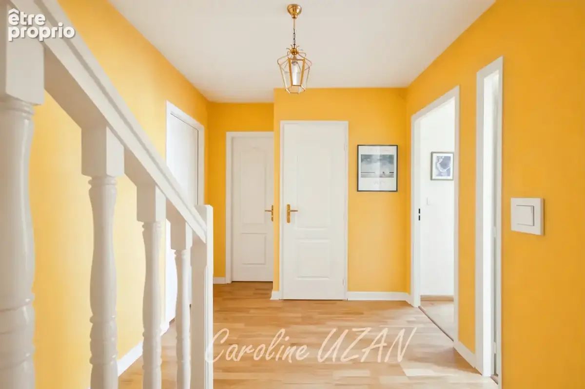 Rueil-Malmaison - Buzenval - Maison familiale, 4 chambres, jardin - 165m2 au sol hors garage. - photo 11