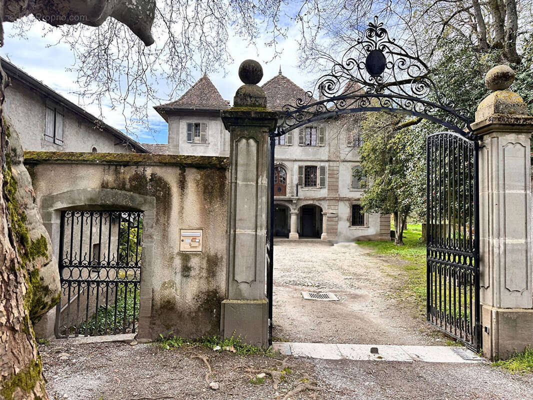 Maison à DOUVAINE