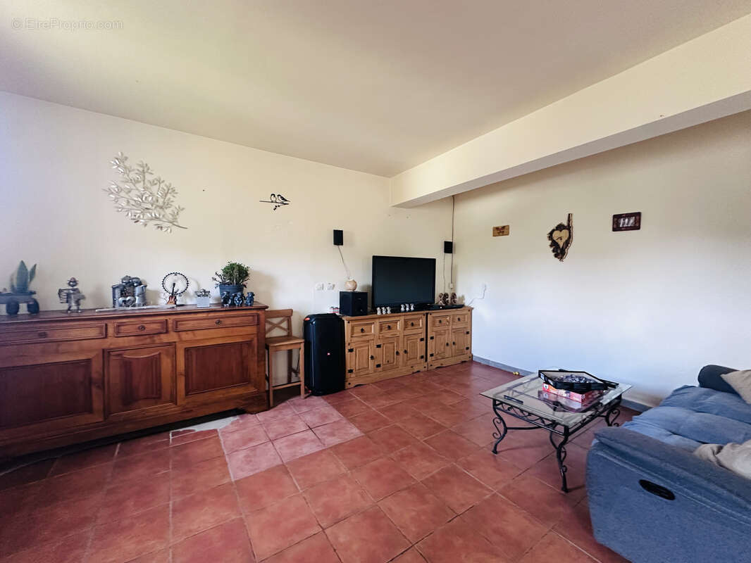 Grande maison T5  au calme avec vue sur la vallée - photo 6
