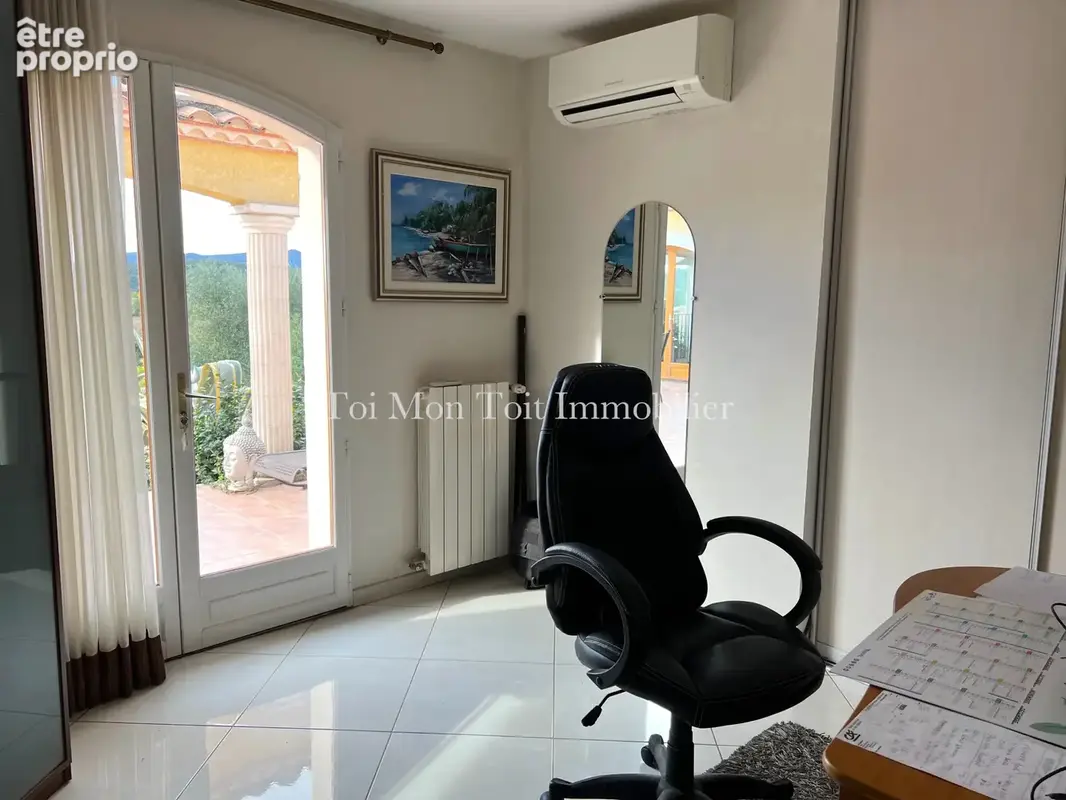 POCHE QUISSAC - Villa de 180m2 env. + Garages & Piscine sur 2100m2 env. de terrain - photo 6