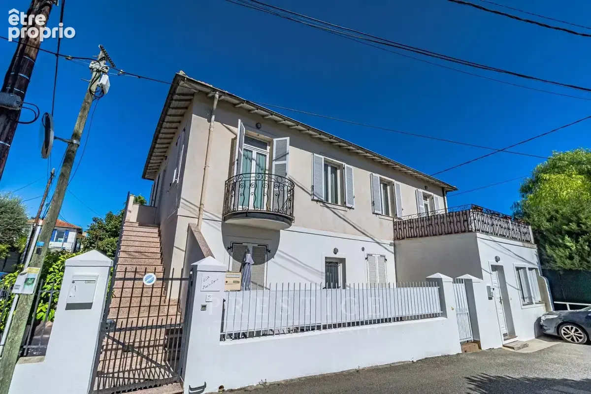 Juan les pins, maison avec 3 appartements loués, 3 terrasses, grenier - photo 8