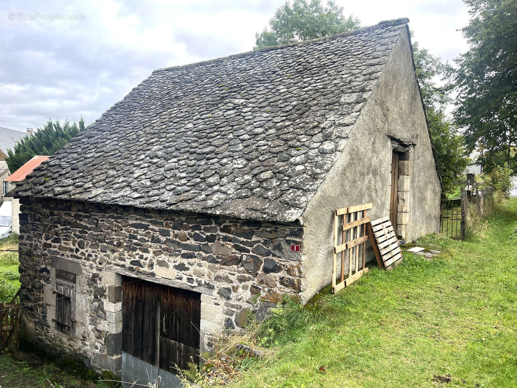 Maison à MARCENAT