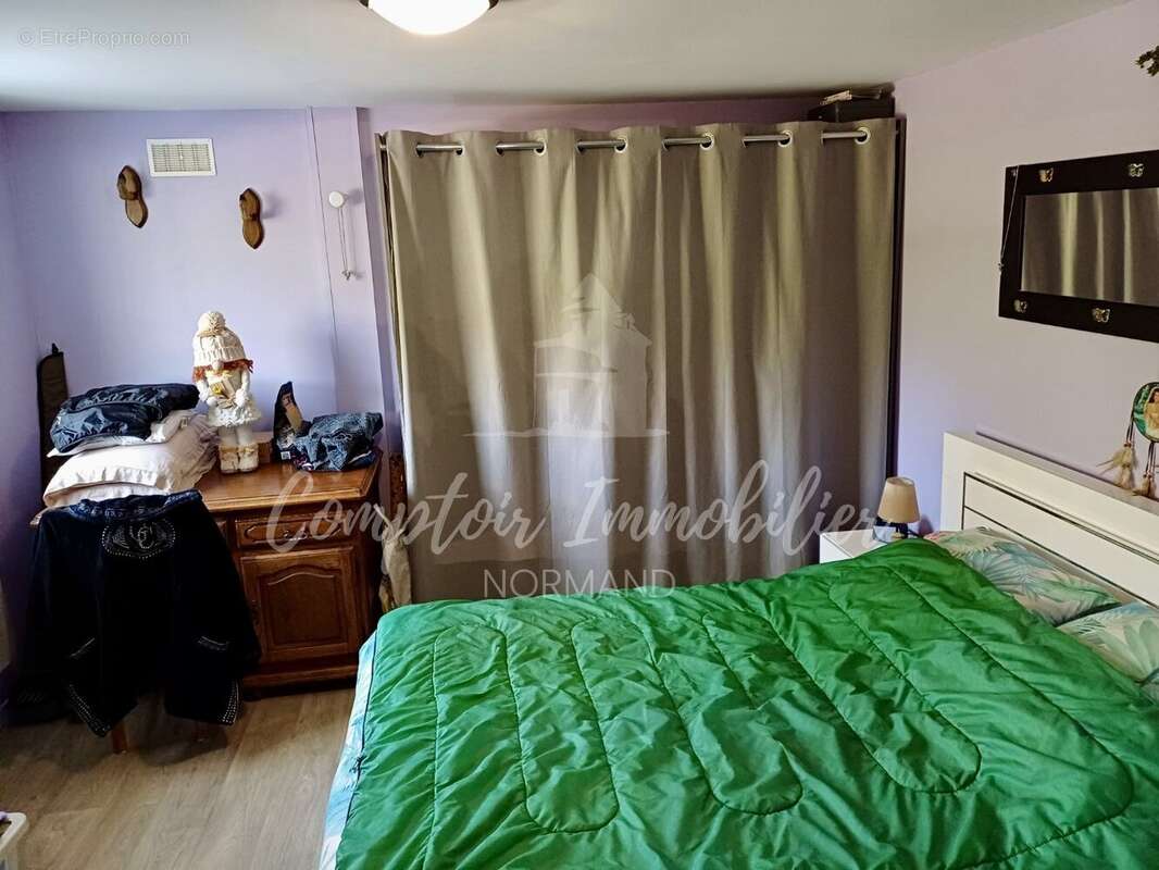 Maison à VENESTANVILLE