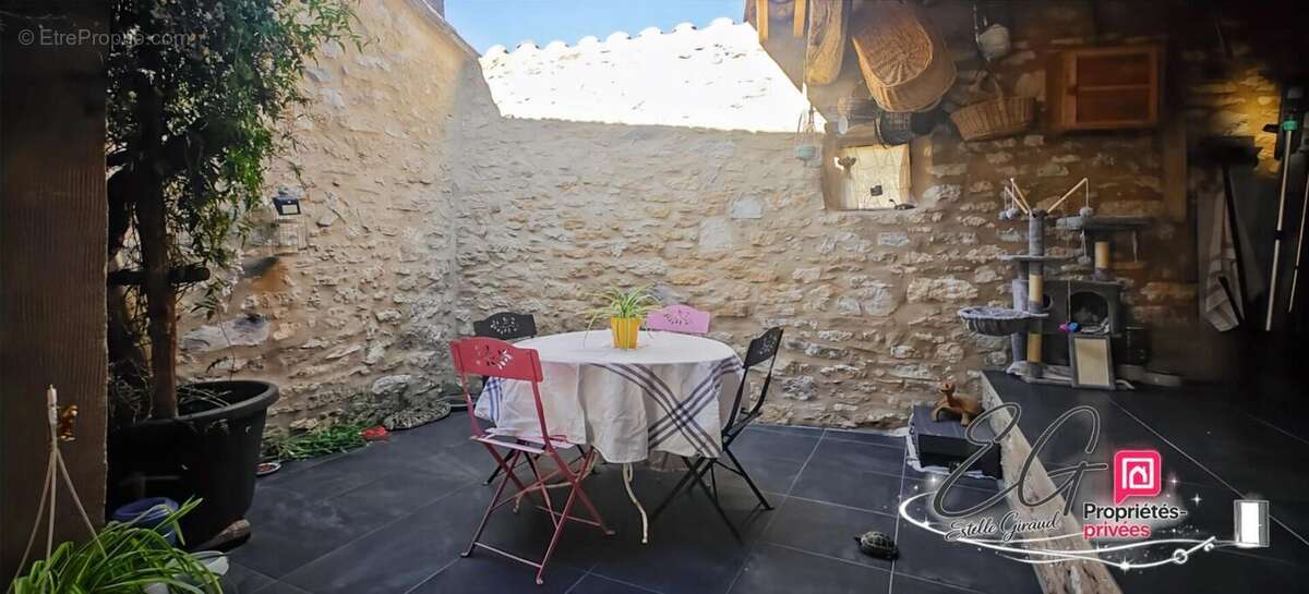 Ancienne métairie du XVIIe siècle rénovée avec goût  - Vue exceptionnelle sur le Minervois - photo 8