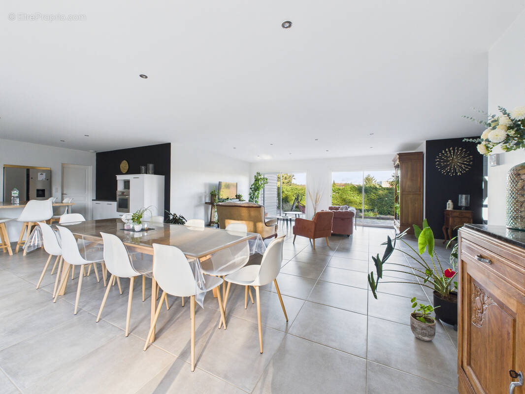 Maison à SAINTE-SIGOLENE