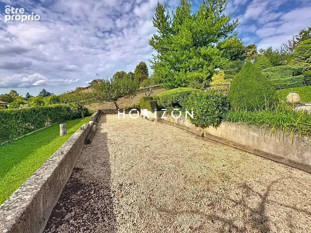 Maison 7 pièces 224 m² à vendre à Beauregard (01480) - photo 5