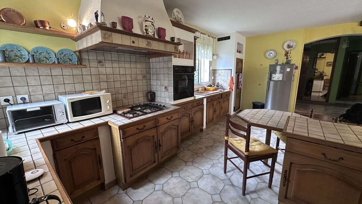 Maison 129 m² à Saint-Clement-De-Riviere  - photo 6