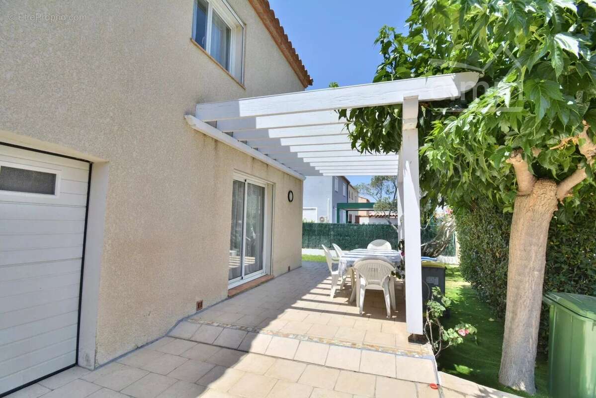 Maison à SAINT-CYPRIEN