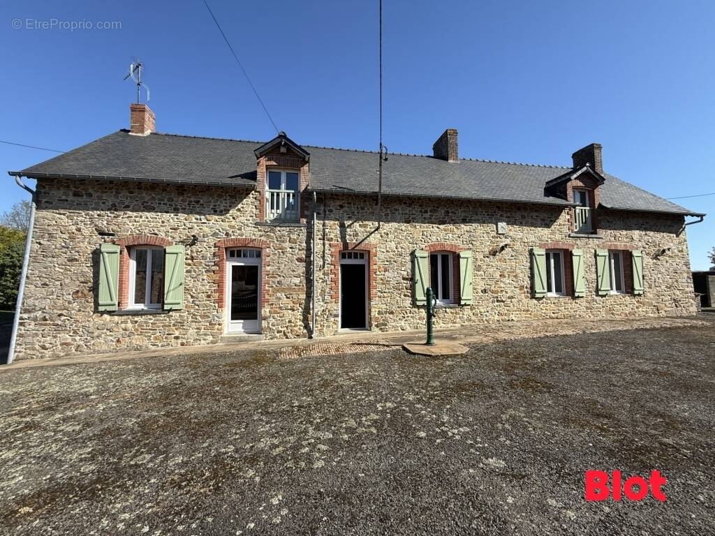 Maison à MARTIGNE-FERCHAUD