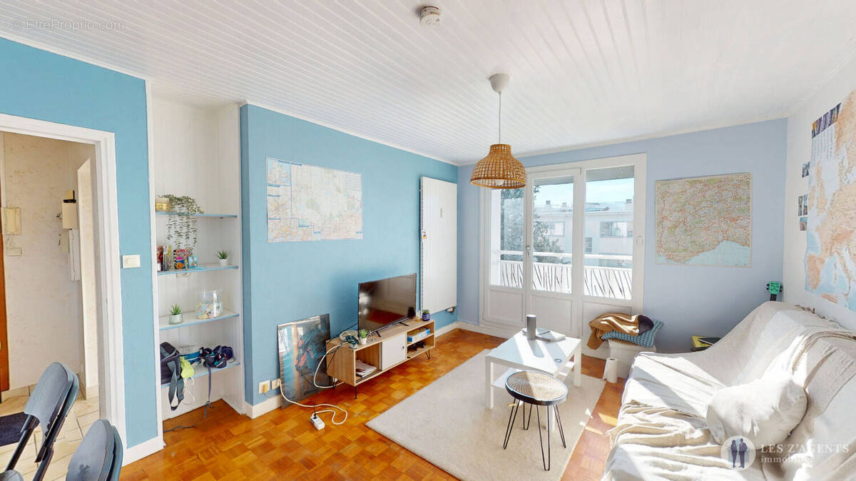 Appartement à SAINT-MARTIN-D&#039;HERES