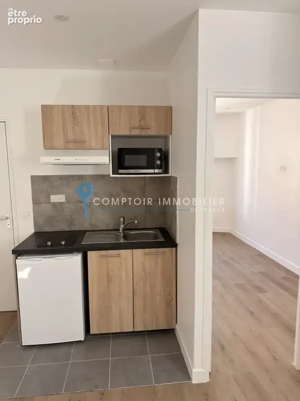 07 - vals les bains - appartement t3 dans immeuble renove - photo 3