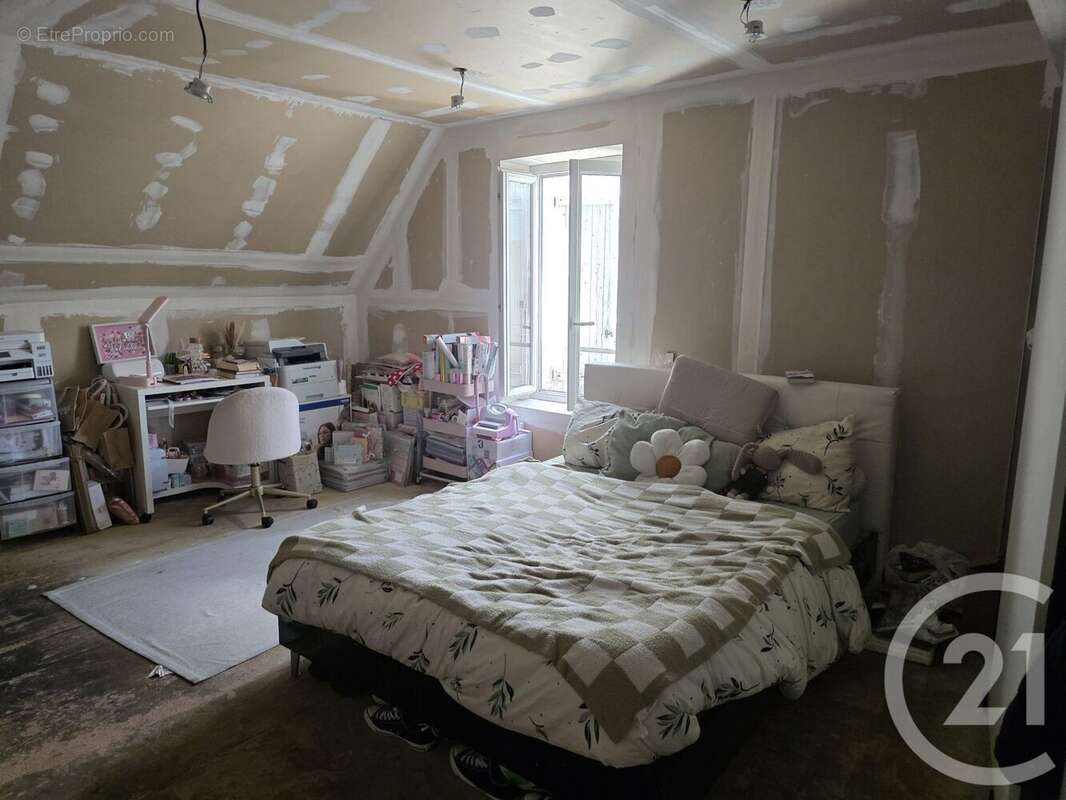 Maison 98 m² à Saint-Soupplets  - photo 6
