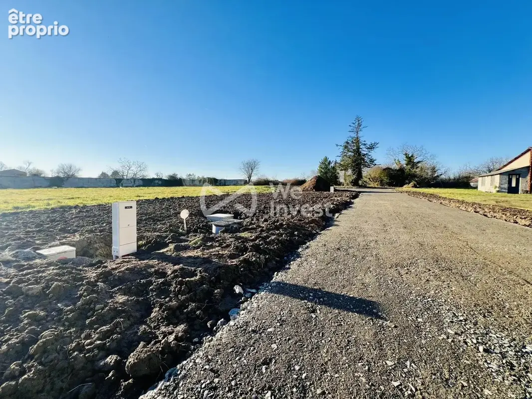 Terrain 808 m² à Luzillat  - photo 7