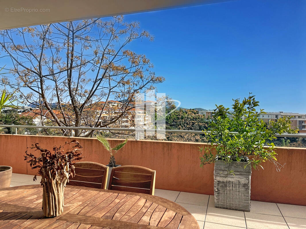 Appartement à SAINT-RAPHAEL