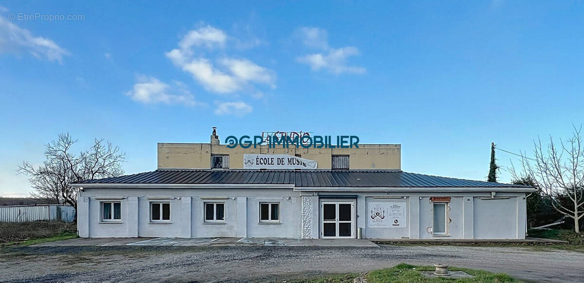 Commerce à BUZET-SUR-TARN