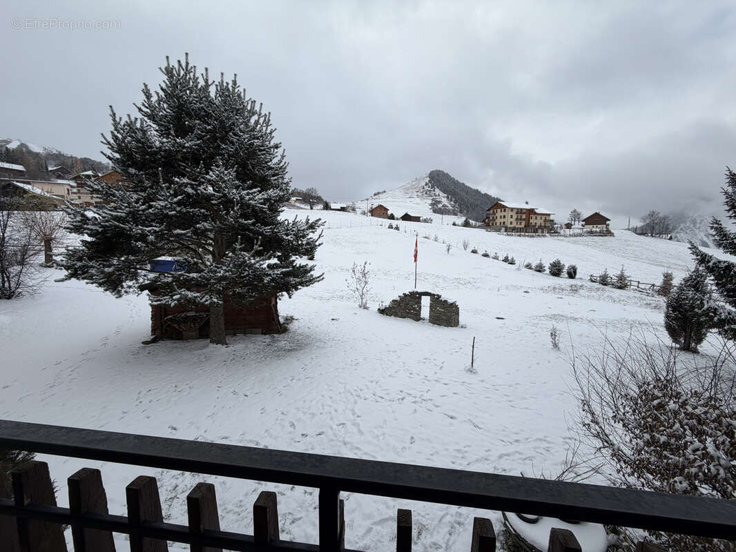 Appartement à ALBIEZ-MONTROND