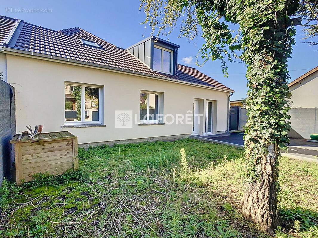 Maison à CHAMPIGNY-SUR-MARNE