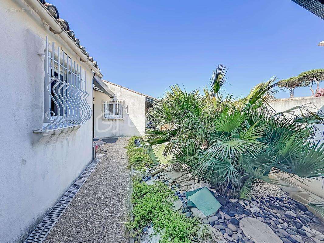 EXCLUSIVITÉ *** Villa T5 en Plain Pied, Sans vis à vis, sans travaux, Rive Droite à PALAVAS *** - photo 18