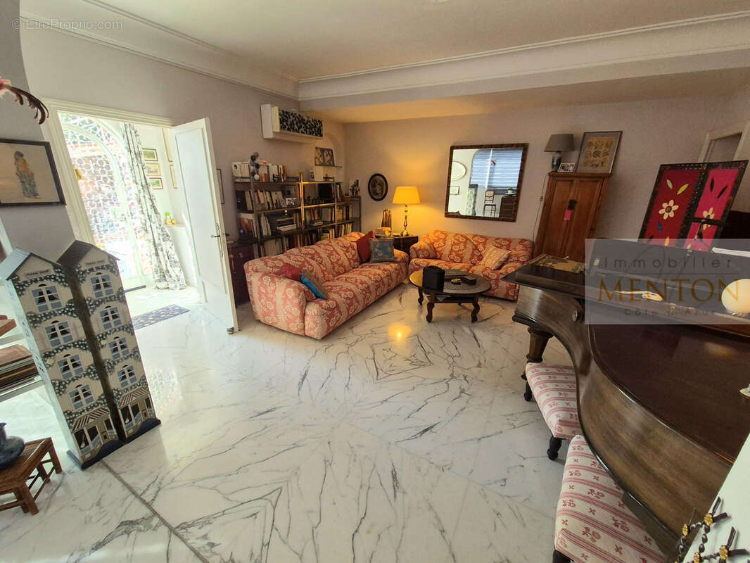 Maison à MENTON