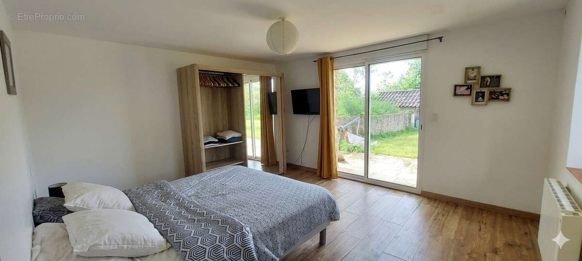 Maison à PAVIE