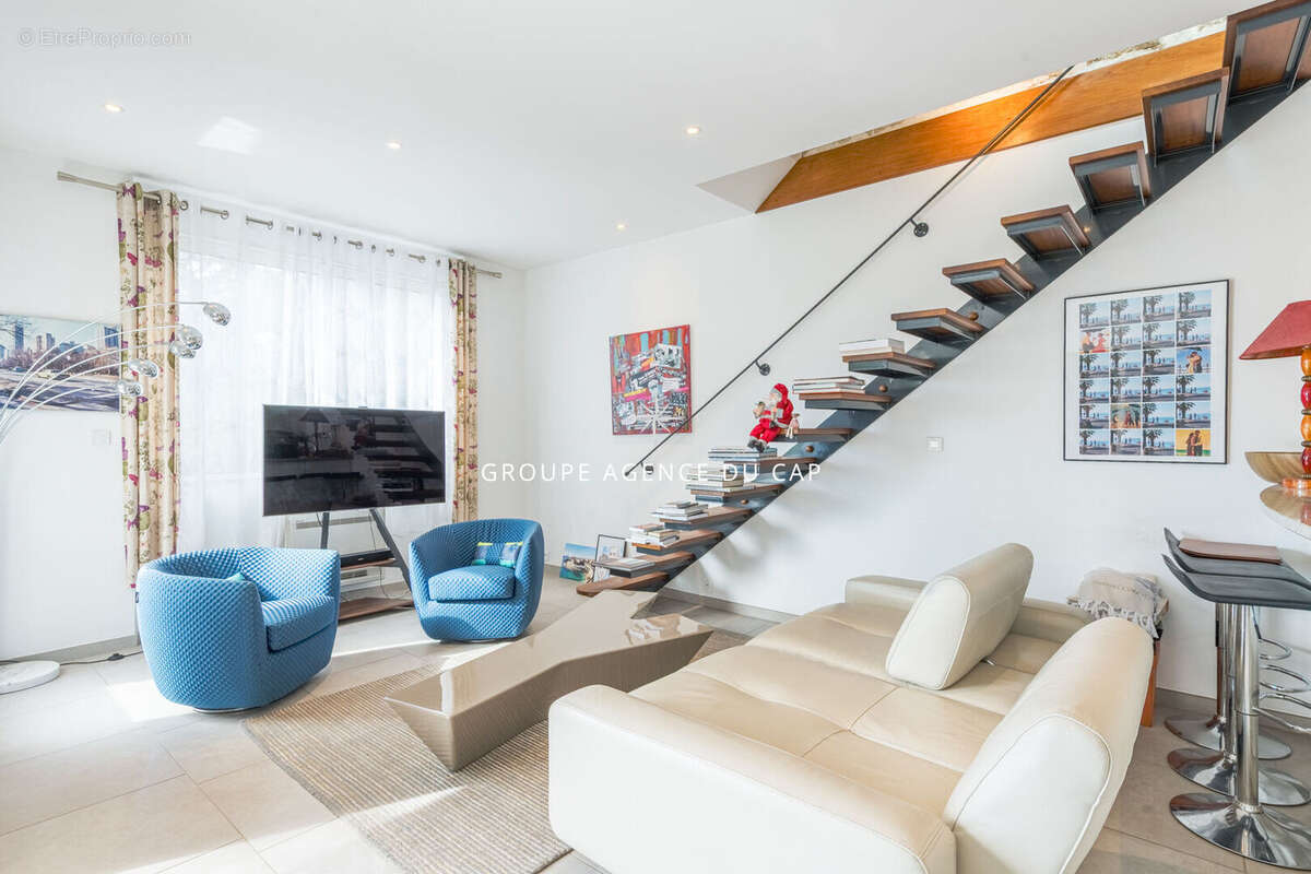 Maison à SAINT-RAPHAEL