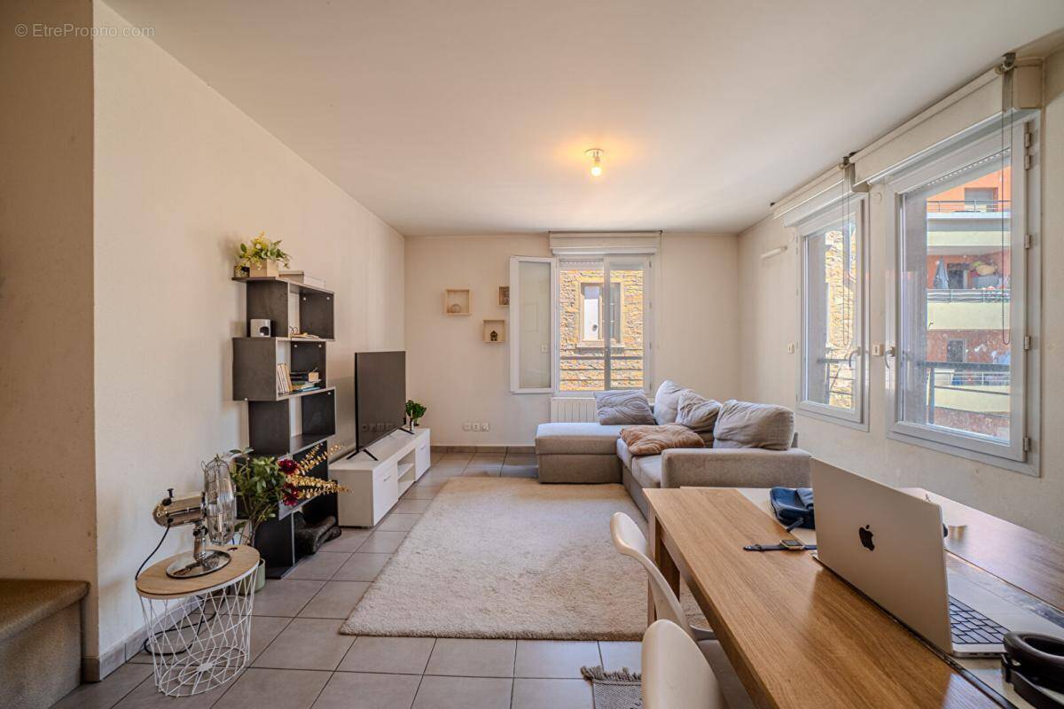 Appartement à LYON-9E