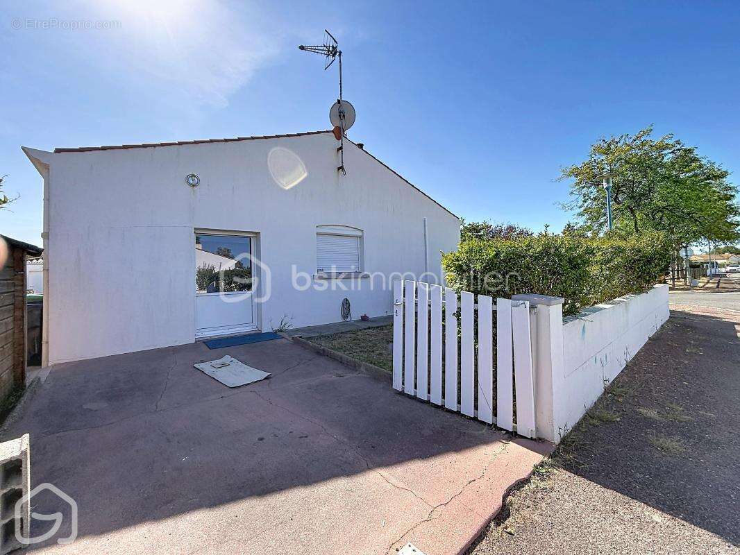 Exclusivité – le perrier – maison de plain-pied 123,5 m² – 3 chambres – garage – jardin - photo 19