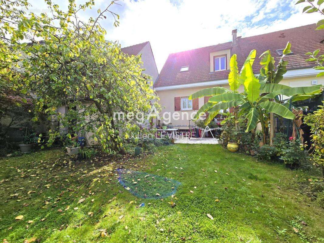 Maison à RAMBOUILLET