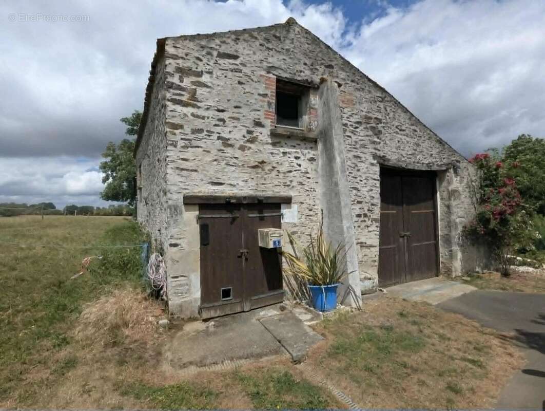 Maison à MOUILLERON-EN-PAREDS