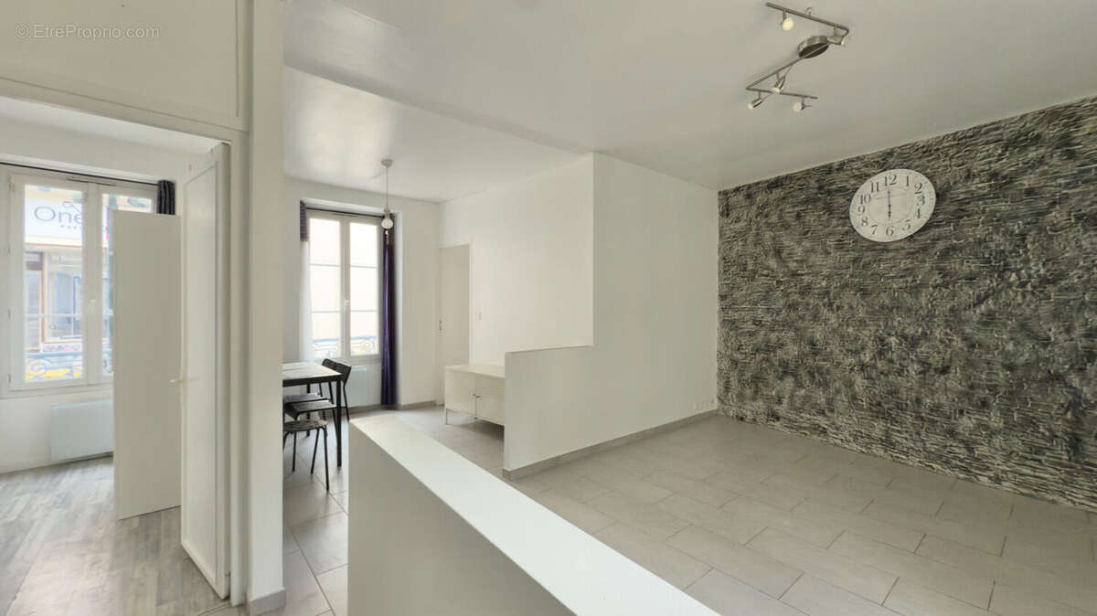 Appartement à CORBEIL-ESSONNES