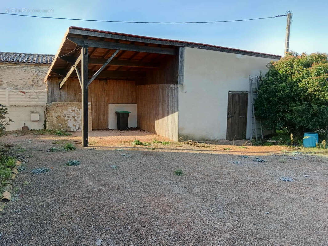 Maison à CEAUX-EN-COUHE